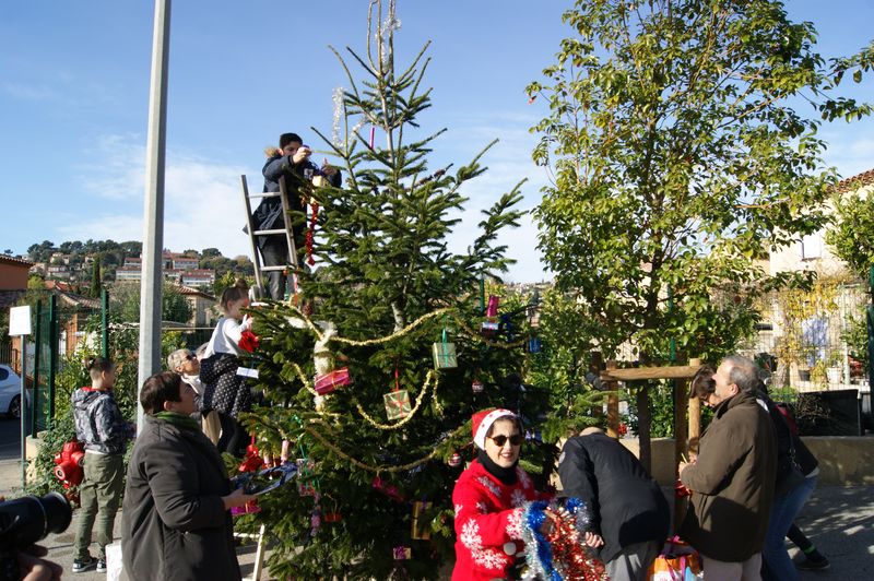 CIL_décoSapin-22.12.18-017.JPG